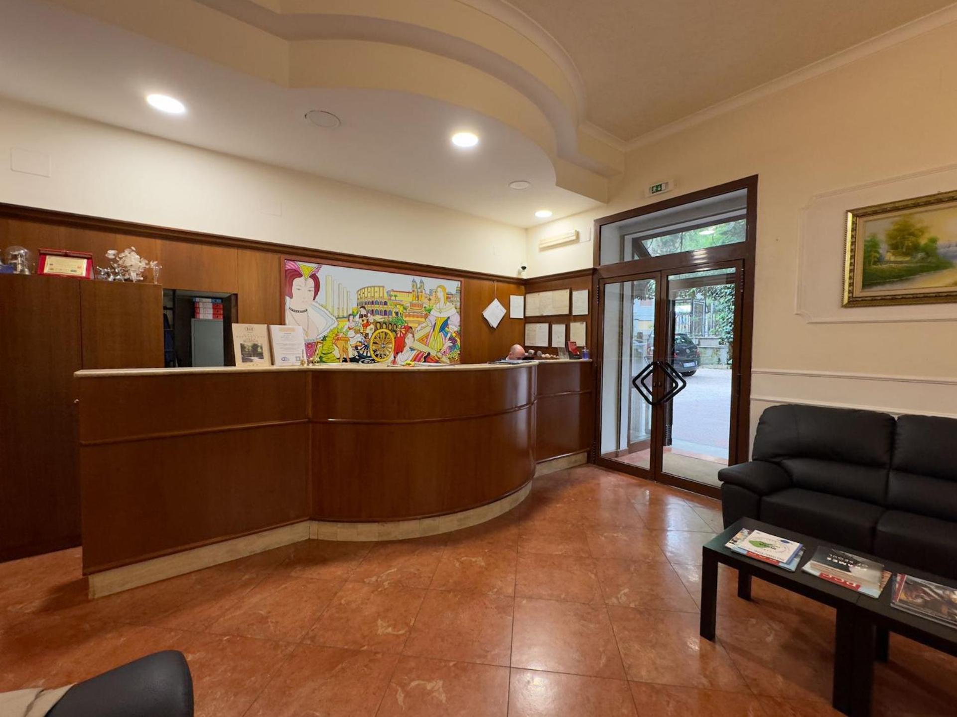Hotel Villa Robinia Дженцано-ди-Рома Экстерьер фото
