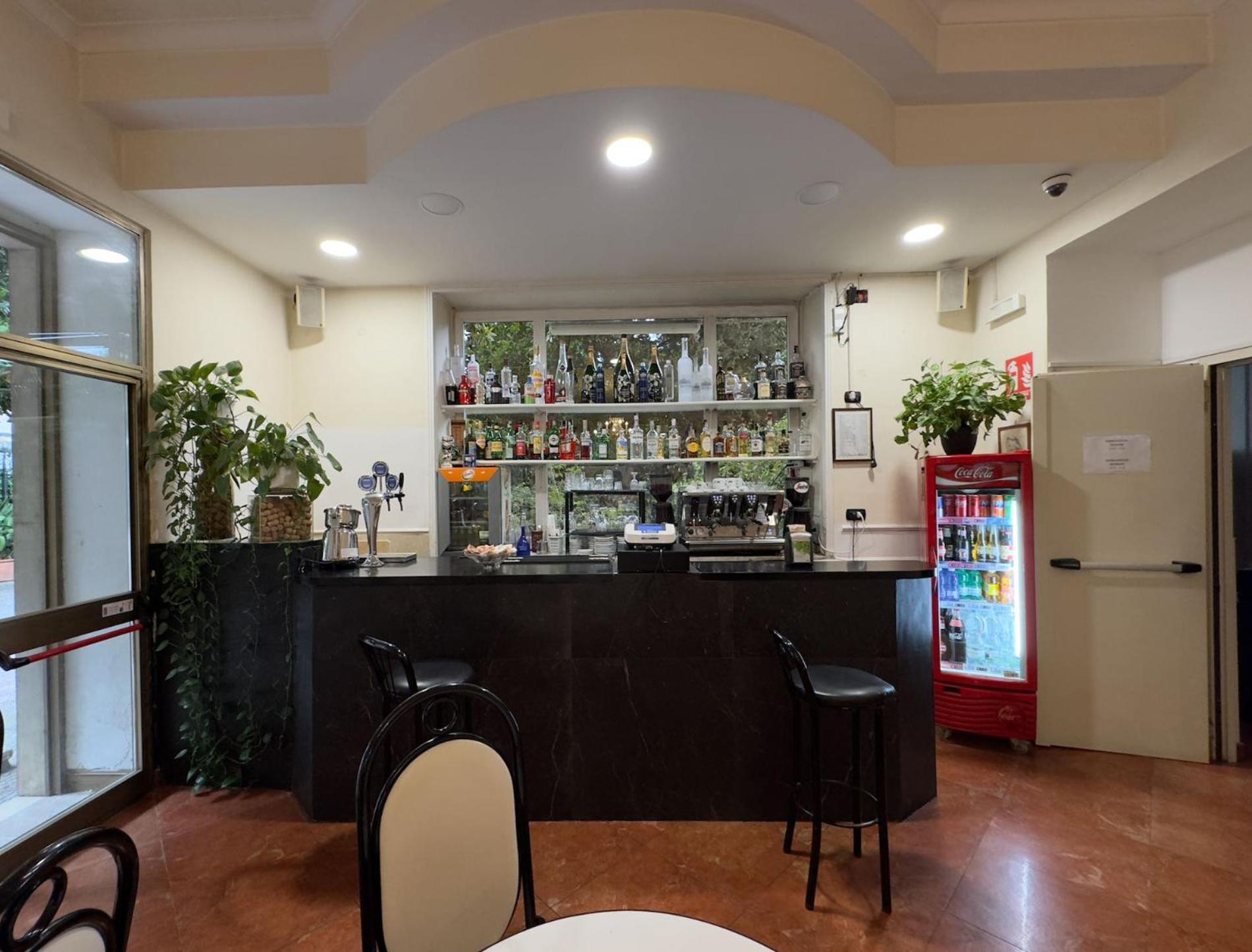 Hotel Villa Robinia Дженцано-ди-Рома Экстерьер фото