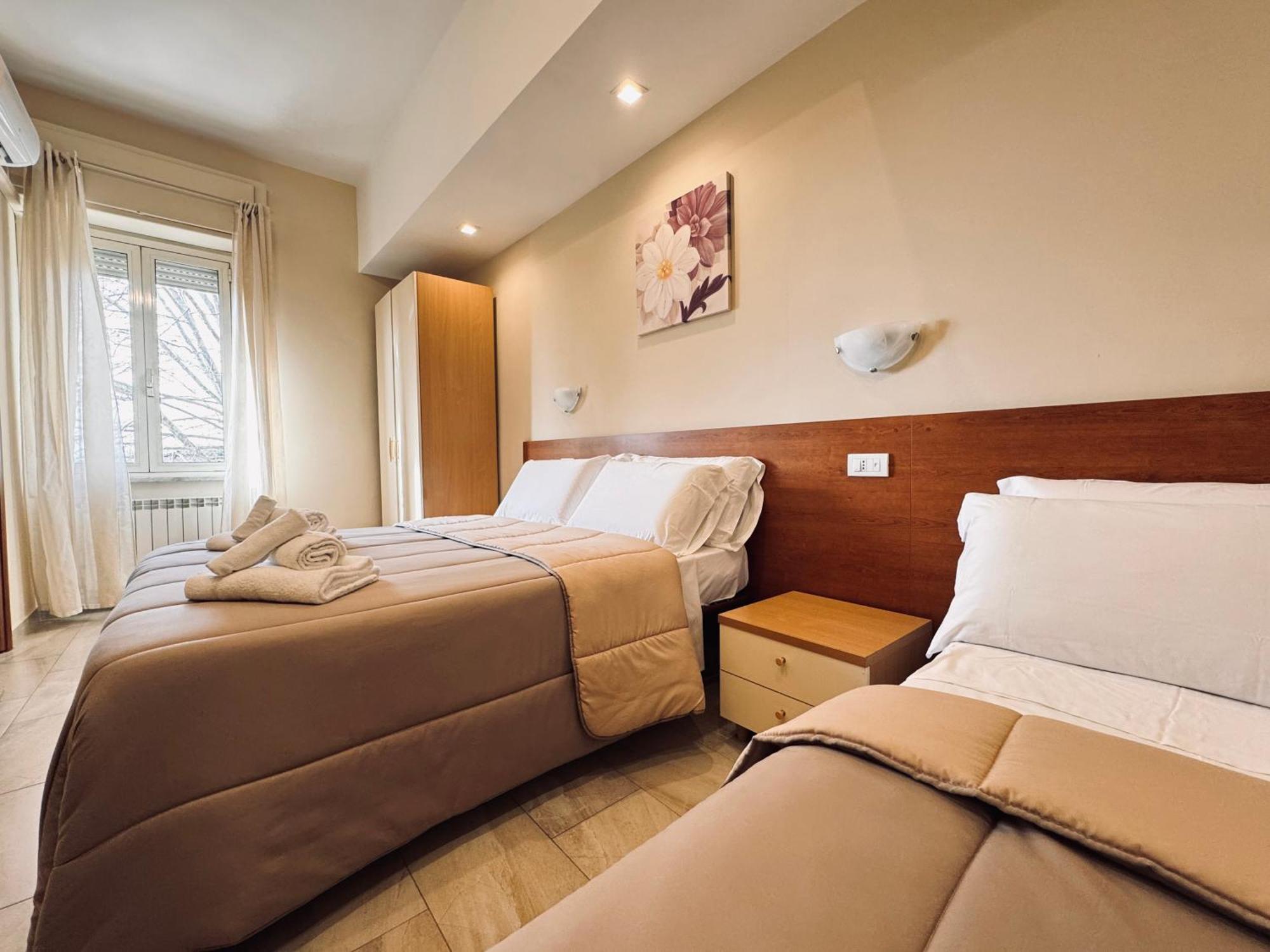 Hotel Villa Robinia Дженцано-ди-Рома Экстерьер фото
